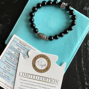 T. Jazelle Onyx bracelet with druzy bezel